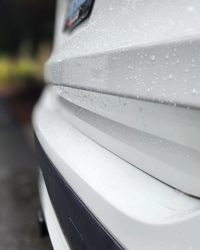 clean car bumper